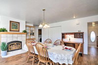 Private 2 Story Home 10 Miles to Bryce Canyon