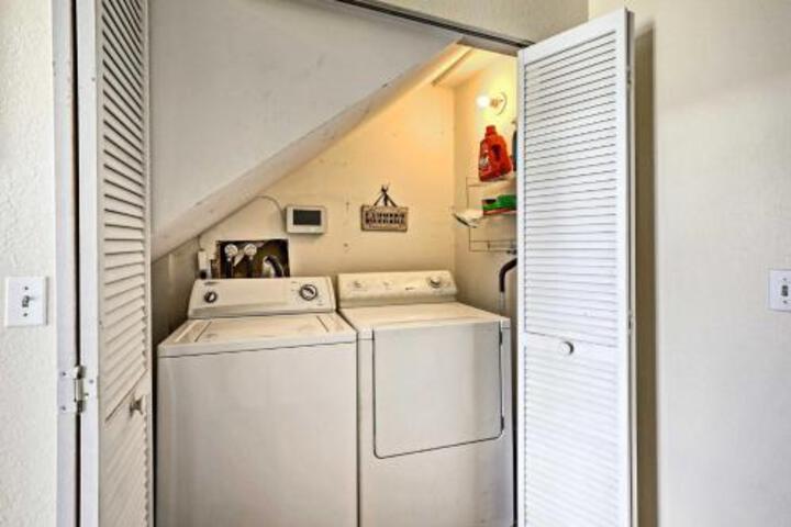 New Smyrna Beach Home W / Deck & Beach Access! - thumb 5