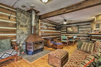 NEW Private Wheats Valley Lodge Near James River