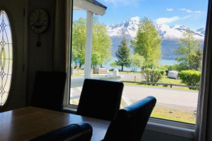 Seward Bayfront Cottage - thumb 6
