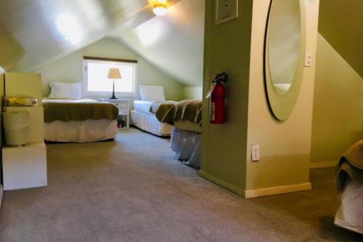 Seward Bayfront Cottage - thumb 1