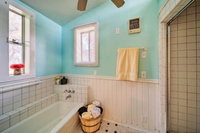 1 Acre Farmhouse 2 Miles to Phoenix Raceway