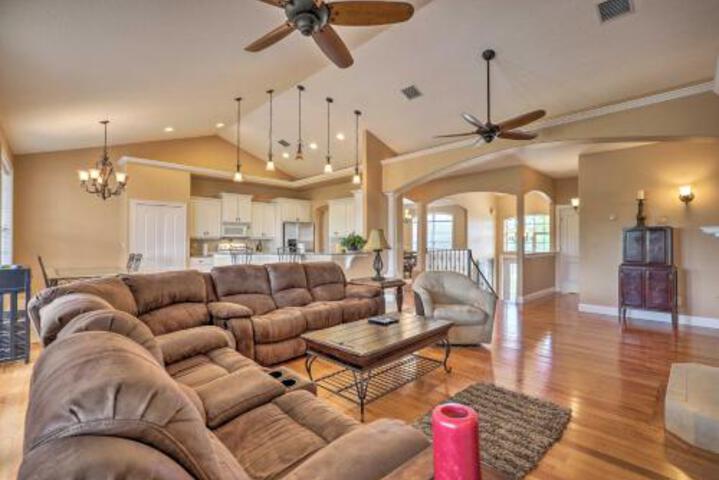 Lavish Palm Coast Home With Game Room & Private Dock - thumb 3