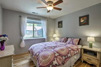 Tahoe City Townhome with Pool  Hot Tub Access