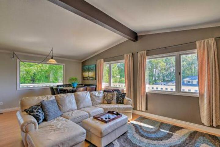 NEW Anchorage Home W / Theatre By Turnagain Arm! - thumb 1