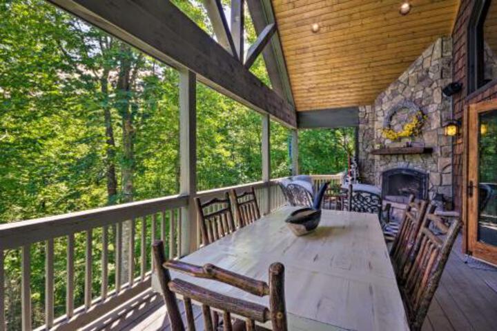 Spacious Sapphire Home With 2 Decks & Mtn Views - thumb 3