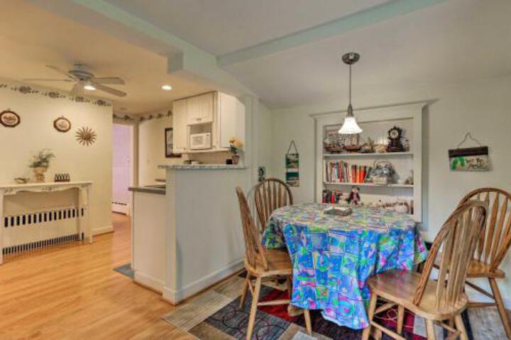 Saybrook Manor House Walk To Cove Beach! - thumb 0