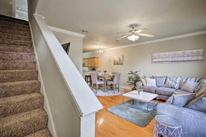 Updated Baton Rouge Townhouse 2 Mi To LSU! - thumb 1