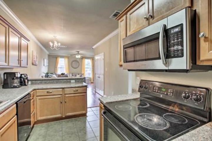 Updated Baton Rouge Townhouse 2 Mi To LSU! - thumb 6