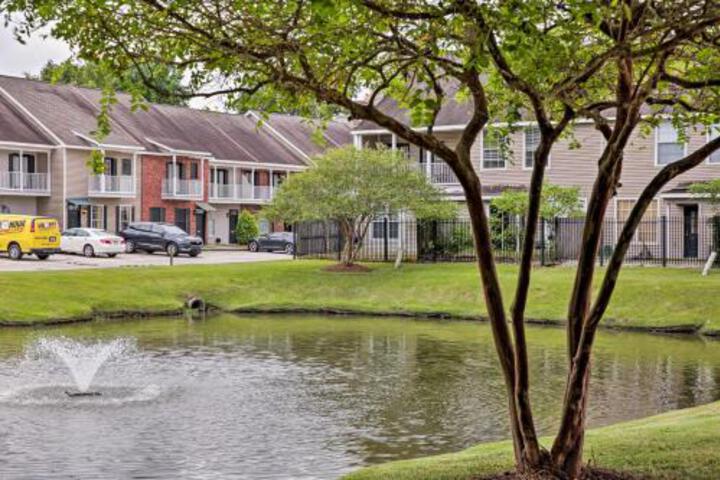 Updated Baton Rouge Townhouse 2 Mi To LSU! - thumb 0