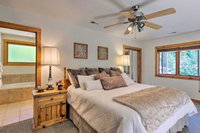 Mtn Chalet w / Hot Tub 2 Mi to Beech Mtn. Ski