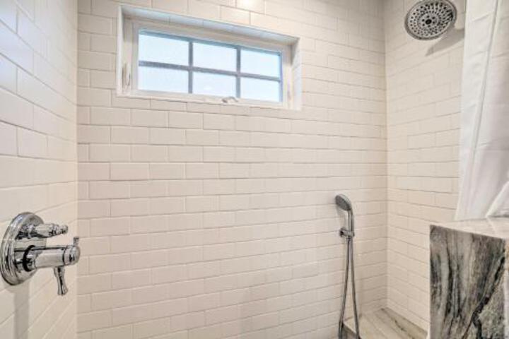 Downtown San Jose Studio Walk To Shops & Cafes - thumb 6