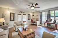 Austin Area Home w / Large Private Yard  Deck