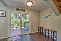 Remodeled Cabin Short Walk to Lake Arrowhead