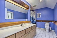 Cape Cod Home with Patio Grill  Beach Access