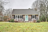 Private East Falmouth Home 5 Minutes to Beaches