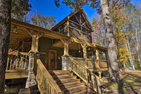 8 Acre North Georgia Mountain Retreat w / Creek