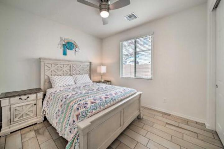 Desert Den W / Oasis 3mi To Goodyear Ballpark! - thumb 5