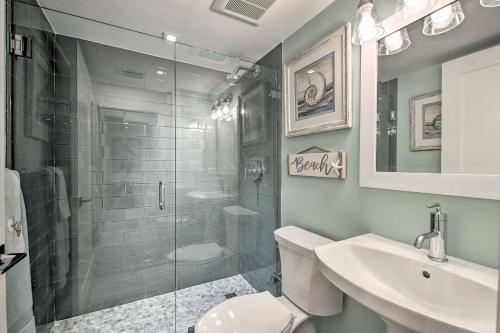 Coastal Downtown Naples Condo W / Pool Access! - thumb 3