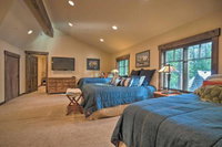 Luxury Retreat with Hot Tub in Suncadia Resort