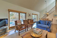 East Hampton Home w / Pool Walk to Village