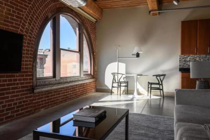 Arch Dome Dtown Large Loft With Rooftop By Zencity - thumb 3