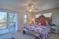 Salt Life Oasis on the Bay Walk to Beaches