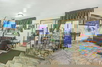 Travelodge by Wyndham Seattle North of Downtown