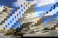 Knotts Landing 38758 Cleveland by Long  Foster