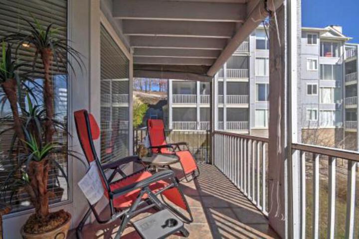 Luxe Lakeside Regatta Bay Getaway With Pool Access! - thumb 2