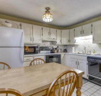 Peak Retreat - Accommodation Michigan