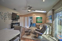 Beachy Palm Harbor Home w / Swim Spa  Gazebo