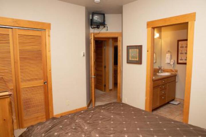 13 Cabin In The Pines Townhouse - thumb 6