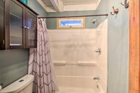 Casco Cabin on Thompson Lake w / Fire PitDeck