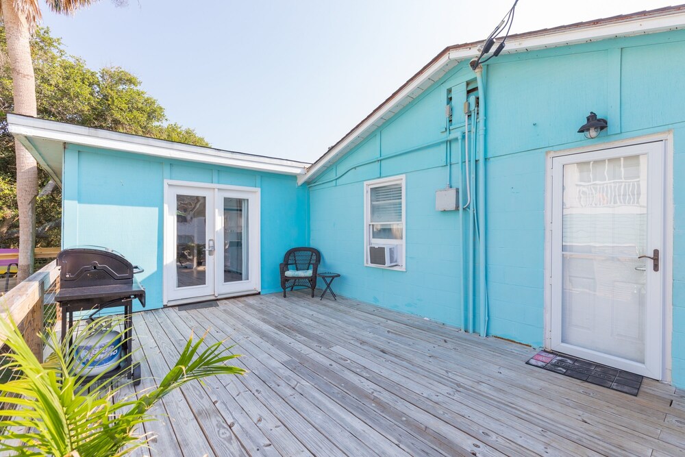 Ahh Folly Beach Vacation Rental The Edge Of America! 5 Bedroom Home - thumb 0