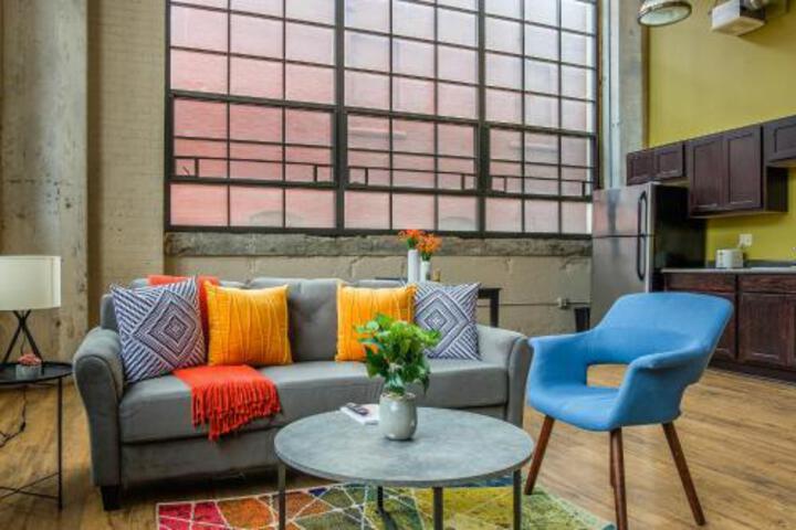 Historic & Relaxing 2BR Apt - thumb 1