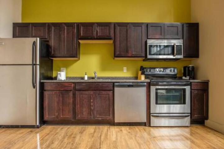 Historic & Relaxing 2BR Apt - thumb 5