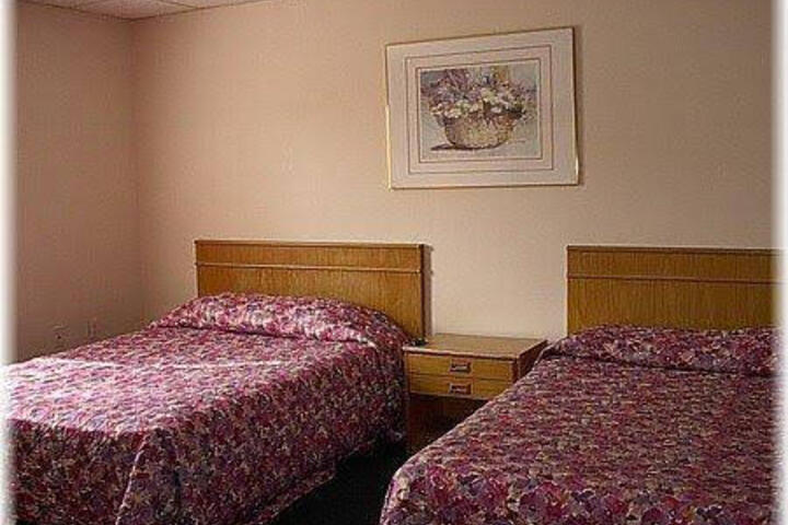 Palm Villa Suites - thumb 4