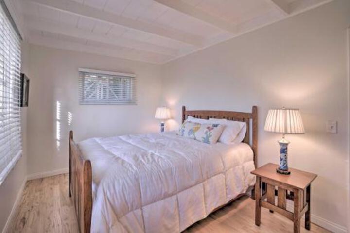 Laguna Beach Cottage W / Terrace + Ocean Views - thumb 3