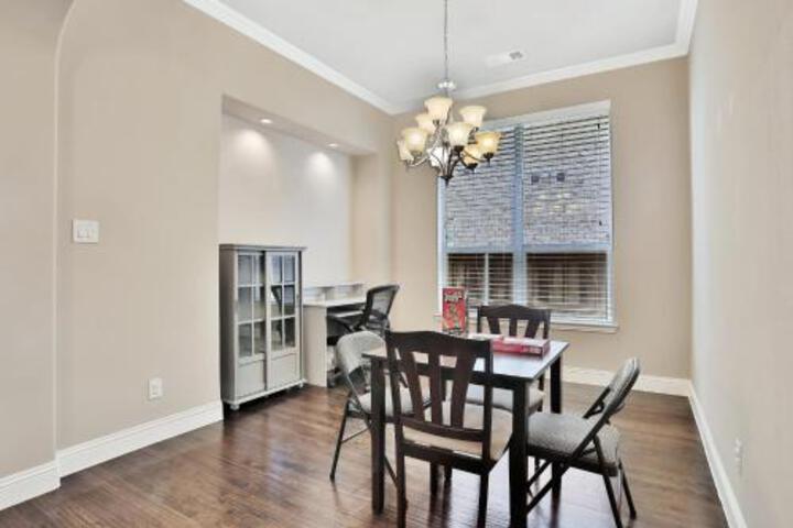 Frisco Star Retreat - thumb 4