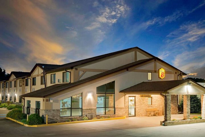 Super 8 By Wyndham Centerville - thumb 1