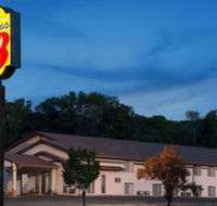 Super 8 by Wyndham Algona - Accommodation Michigan