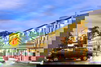 Super 8 by Wyndham Laurel