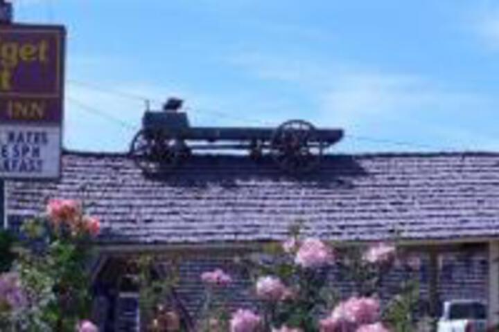 Budget Host Frontier Inn - thumb 0