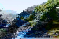 Rocky Waters Motor Inn