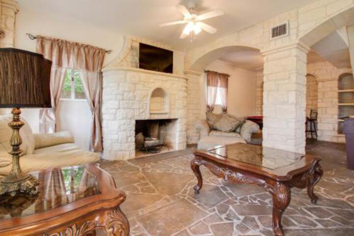 The Lake House On The Cove - thumb 0