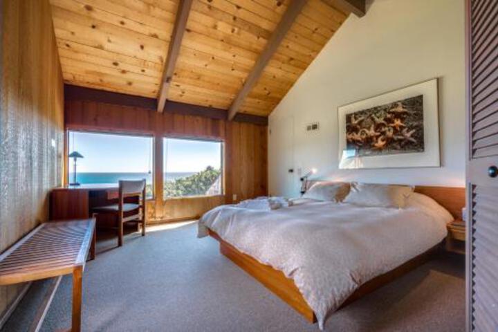 The Glass House - thumb 2