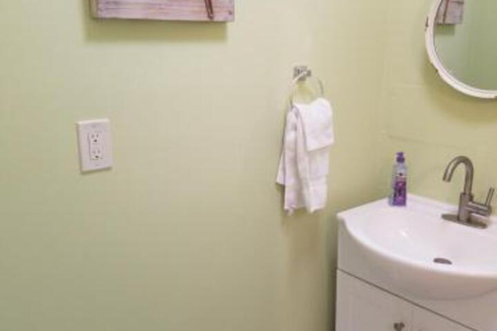 Sunset Inn Holmes Beach Unit 2 - thumb 4