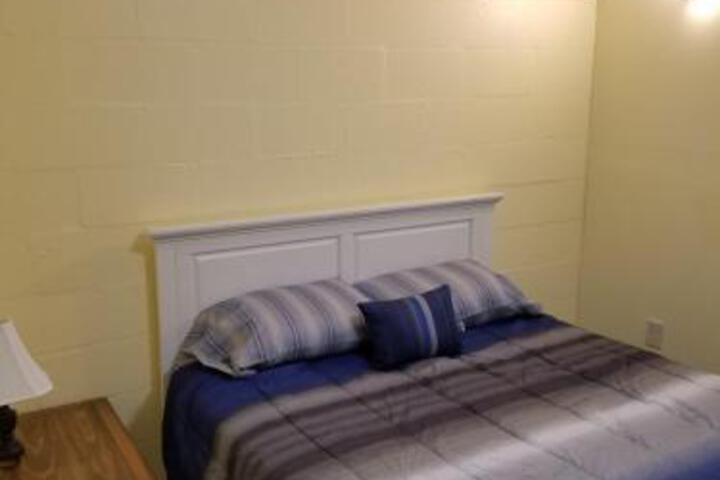 Sunset Inn Holmes Beach Unit 2 - thumb 3