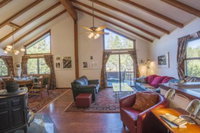 West Meadows Home 9 3